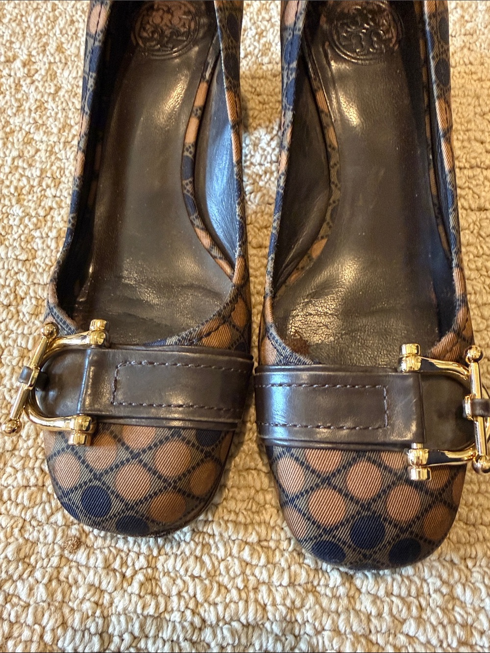 Tory Burch Brown and Black Patterned Leather-Trim small heals - Picture 4 of 4